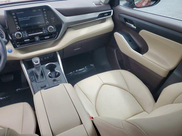 2020 Toyota Highlander Hybrid XLE