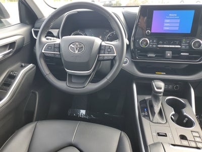 2024 Toyota Highlander Hybrid XLE