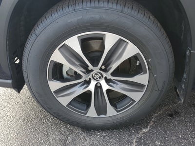 2024 Toyota Highlander Hybrid XLE