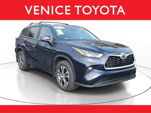 2024 Toyota Highlander Hybrid XLE
