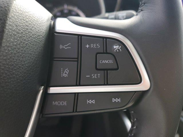 2024 Toyota Highlander Hybrid XLE