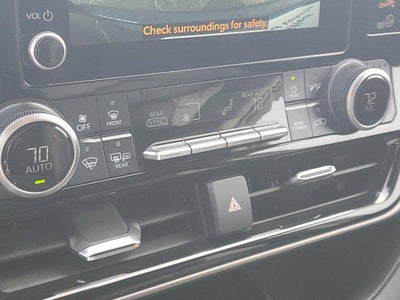 2024 Toyota Highlander Hybrid XLE