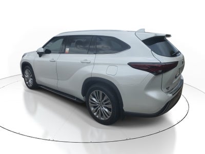 2024 Toyota Highlander Platinum