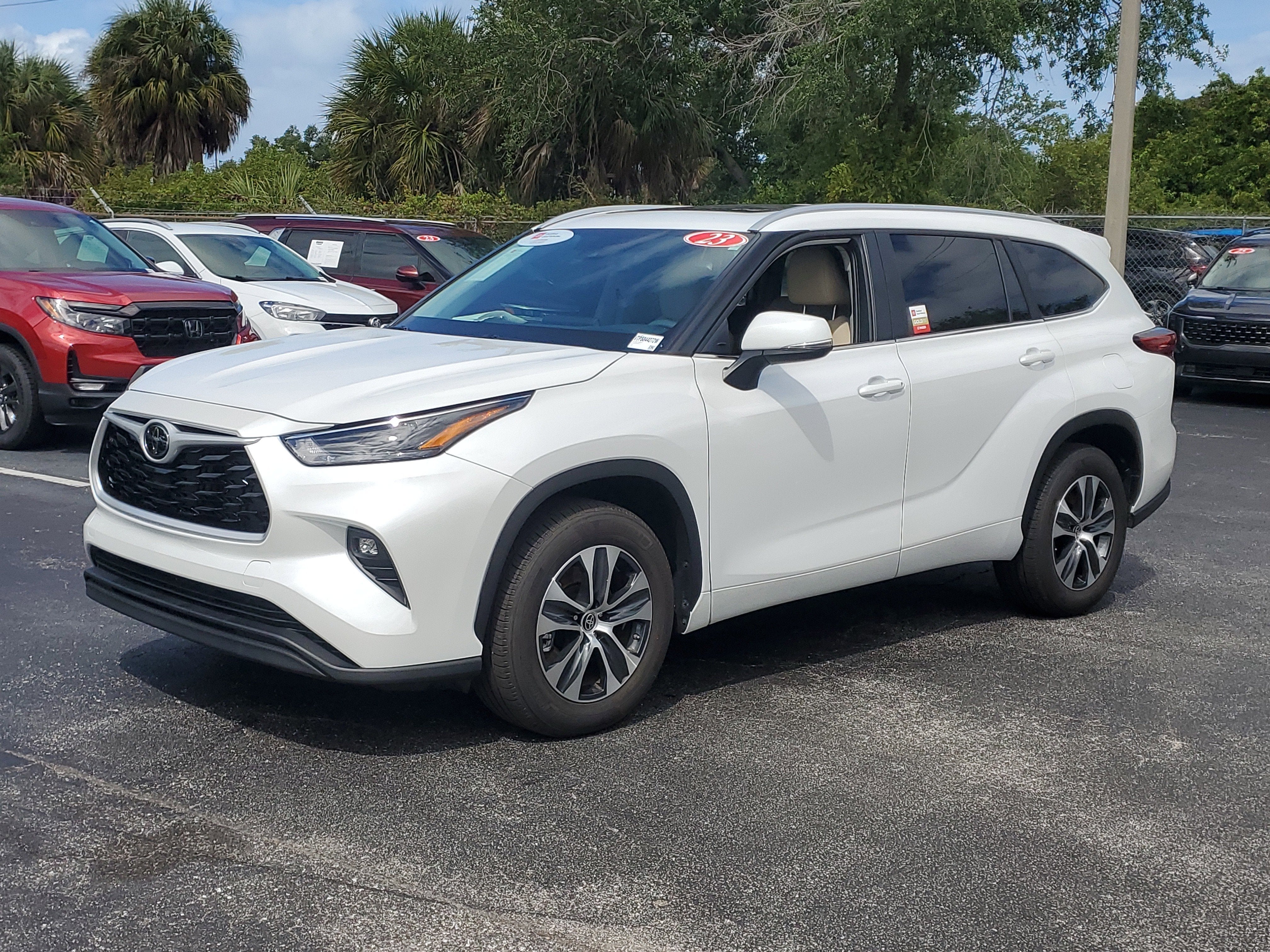 2023 Toyota Highlander L
