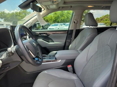 2024 Toyota Highlander Platinum