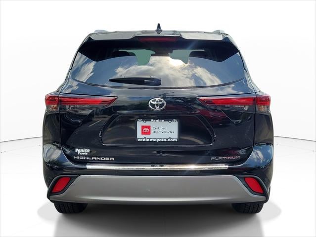 2024 Toyota Highlander Platinum