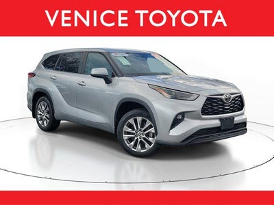2023 Toyota Highlander LE