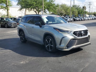 2022 Toyota Highlander XSE
