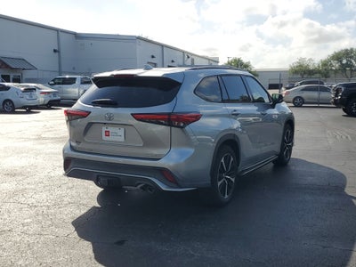 2022 Toyota Highlander XSE
