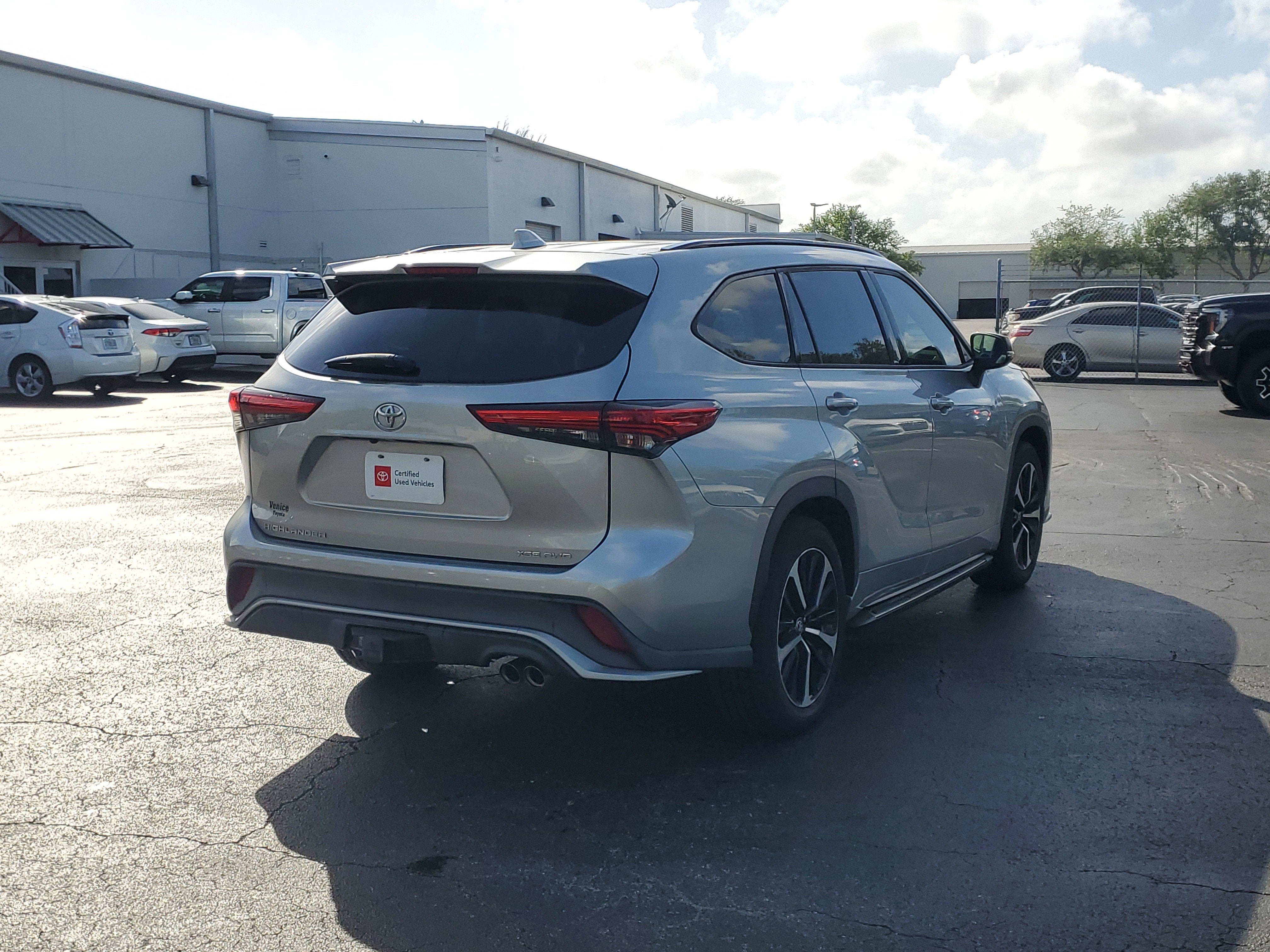 2022 Toyota Highlander XSE