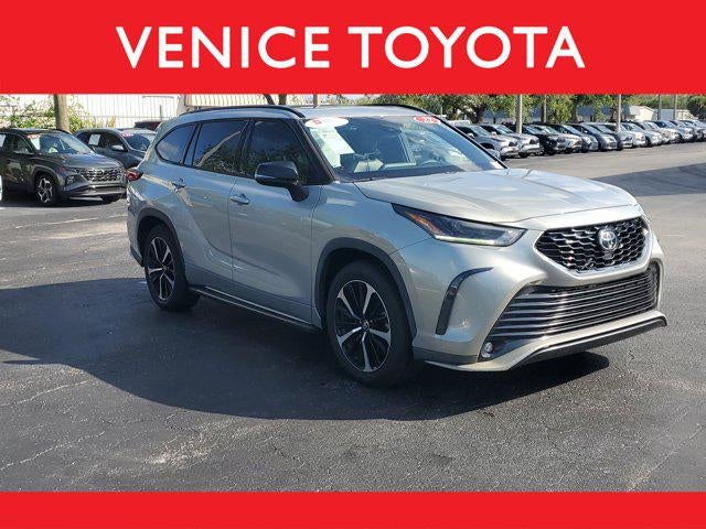 2022 Toyota Highlander XSE