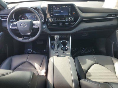 2022 Toyota Highlander XSE