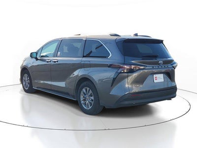 2023 Toyota Sienna XLE