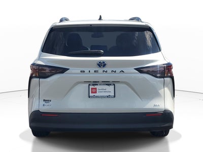 2025 Toyota Sienna XLE