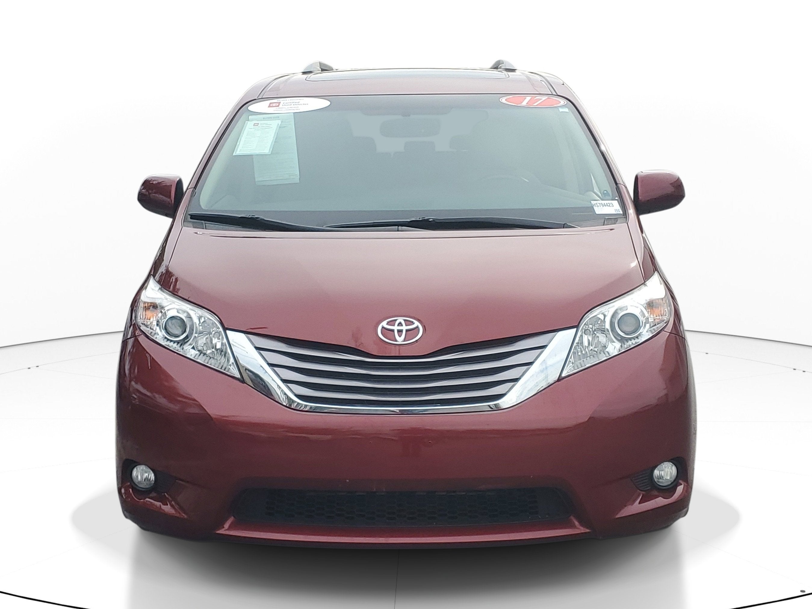 2017 Toyota Sienna XLE Auto Access Seat