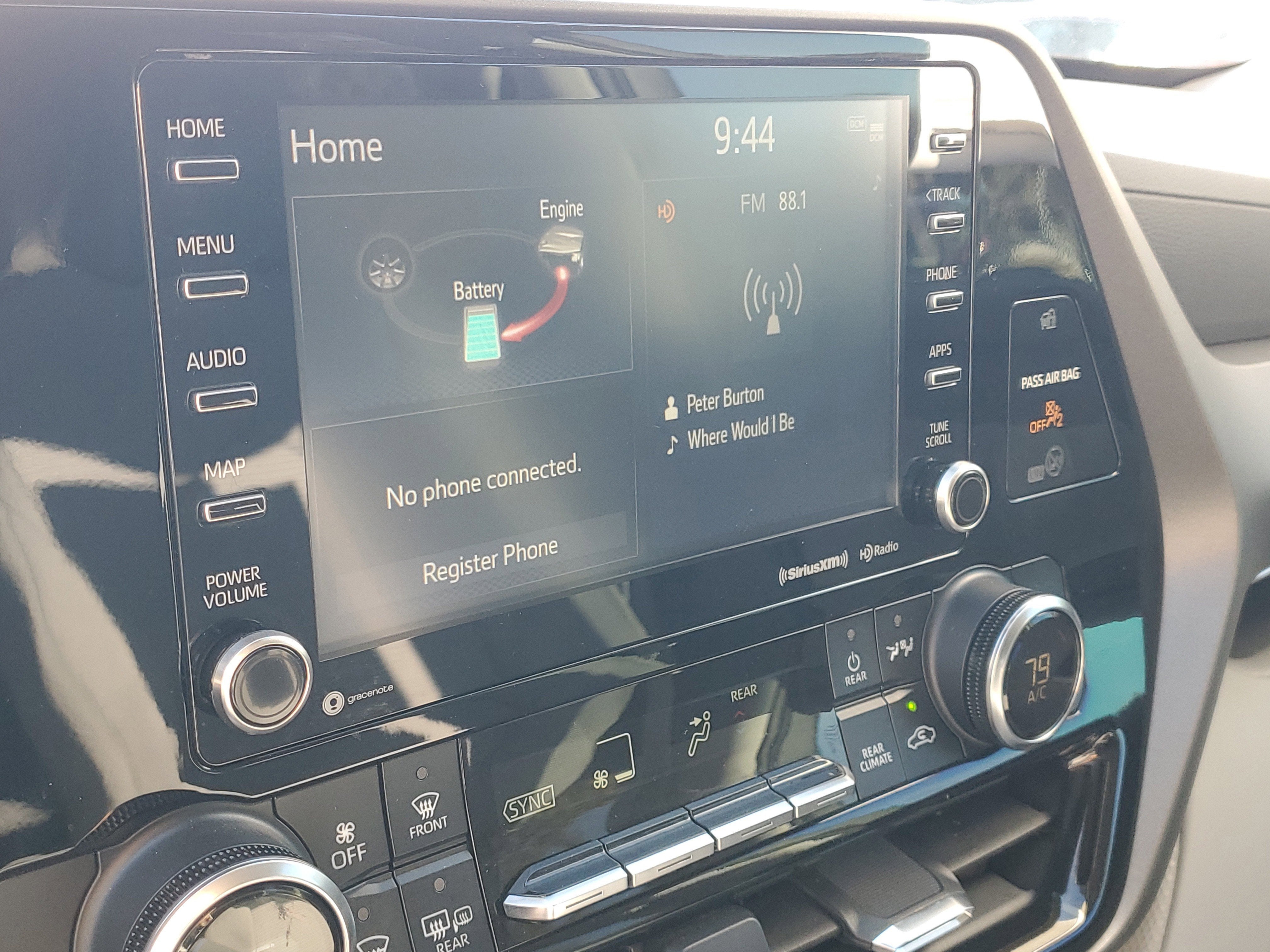 2022 Toyota Highlander Hybrid LE