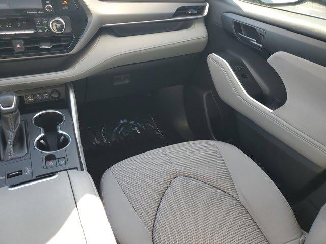 2022 Toyota Highlander Hybrid LE