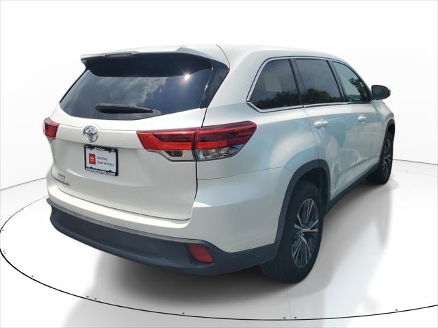 2019 Toyota Highlander LE