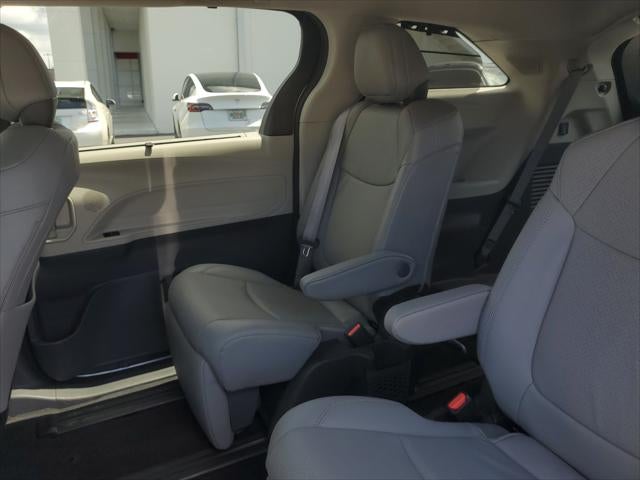 2024 Toyota Sienna Limited