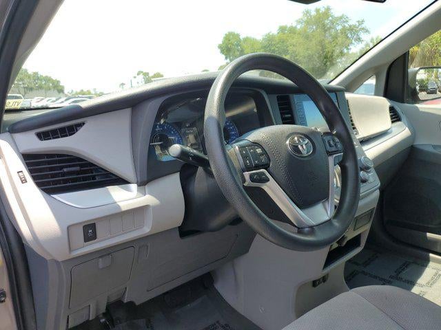 2020 Toyota Sienna L