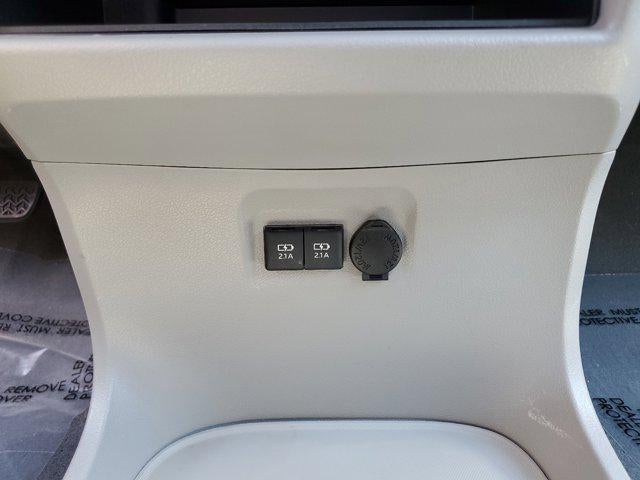 2020 Toyota Sienna L