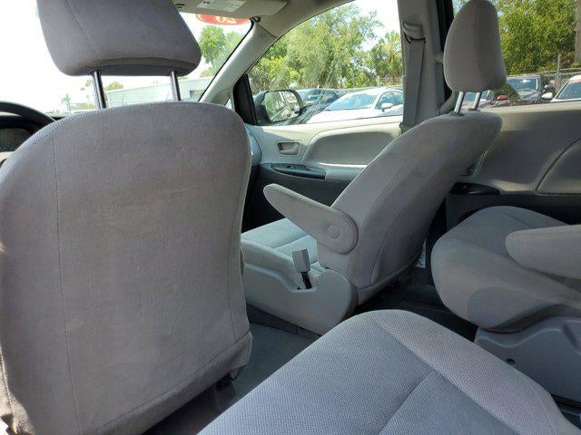 2020 Toyota Sienna L