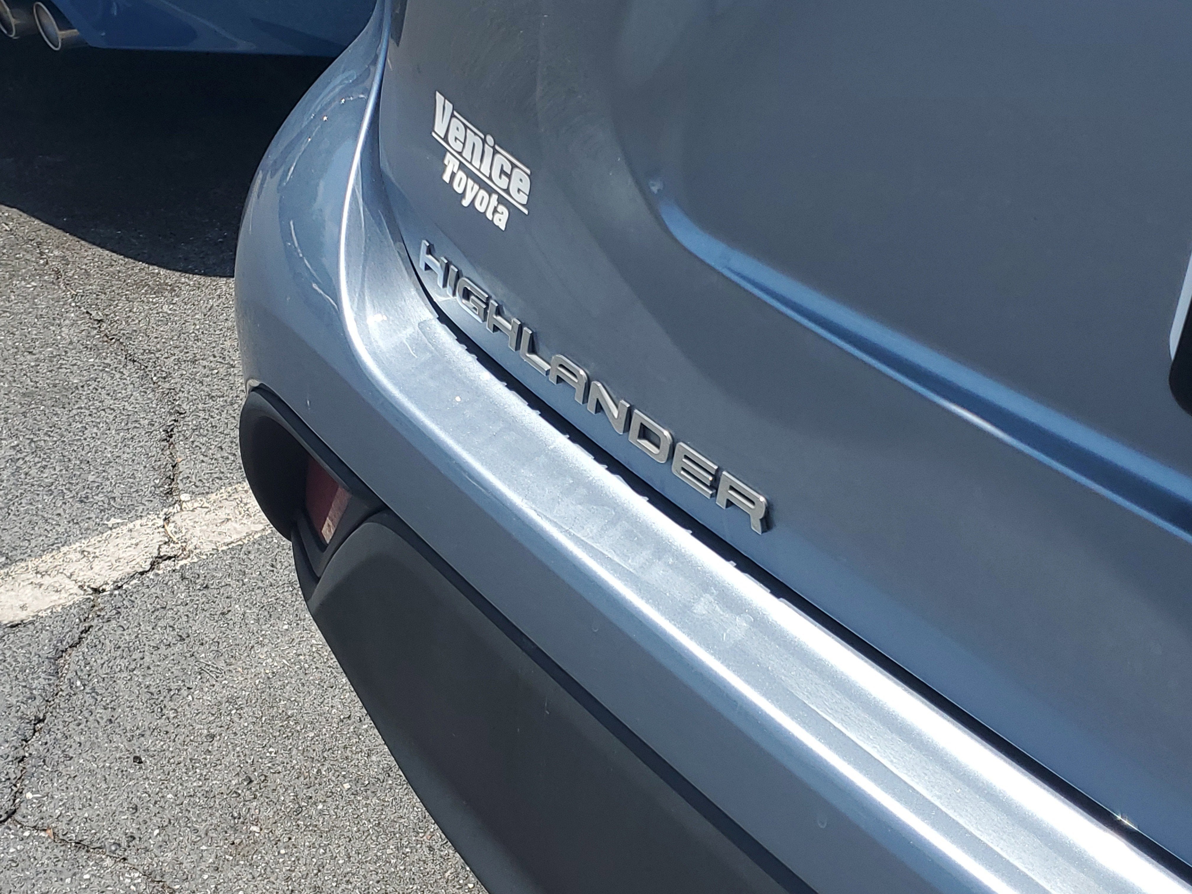 2021 Toyota Highlander L