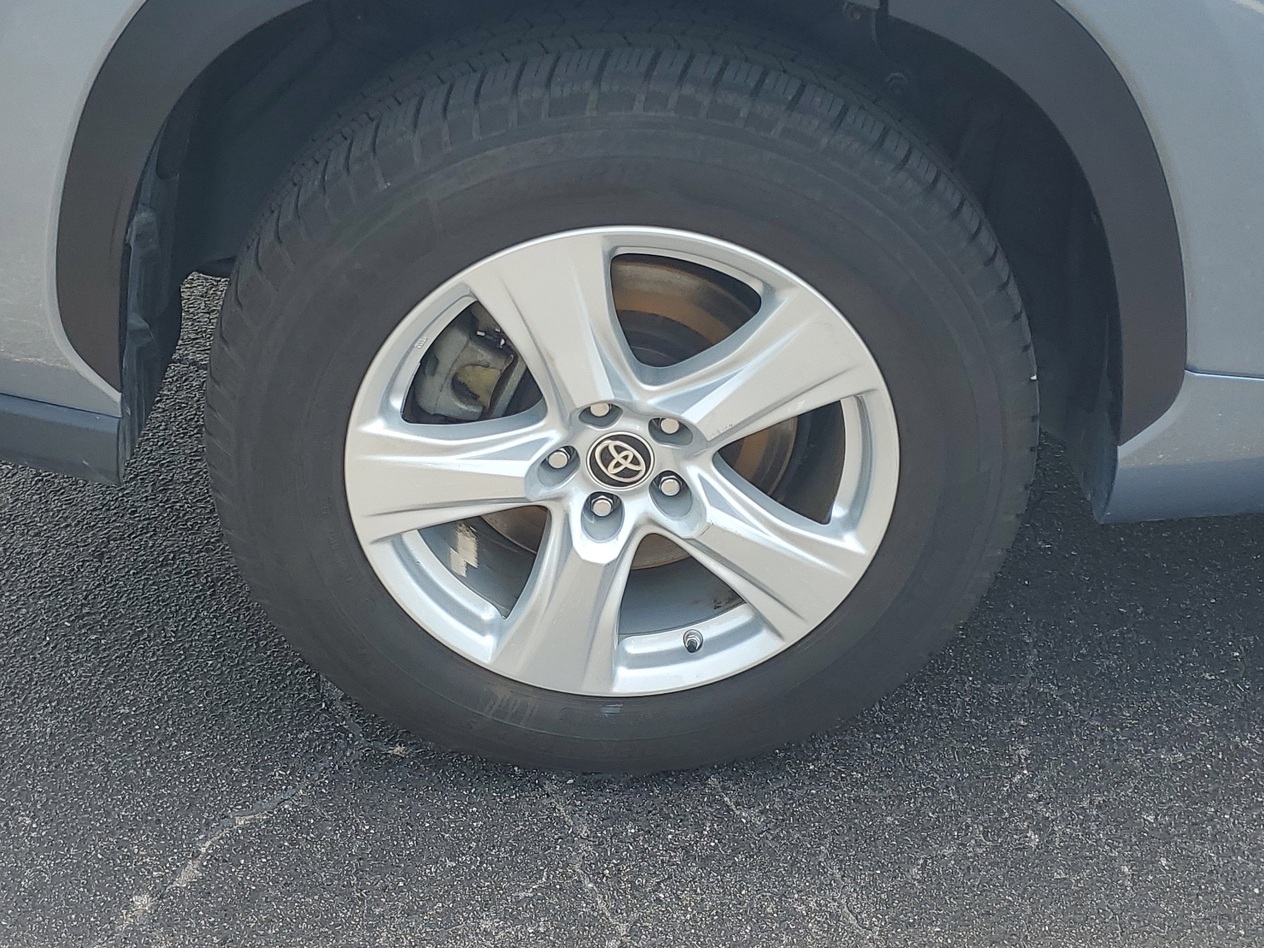 2021 Toyota Highlander L