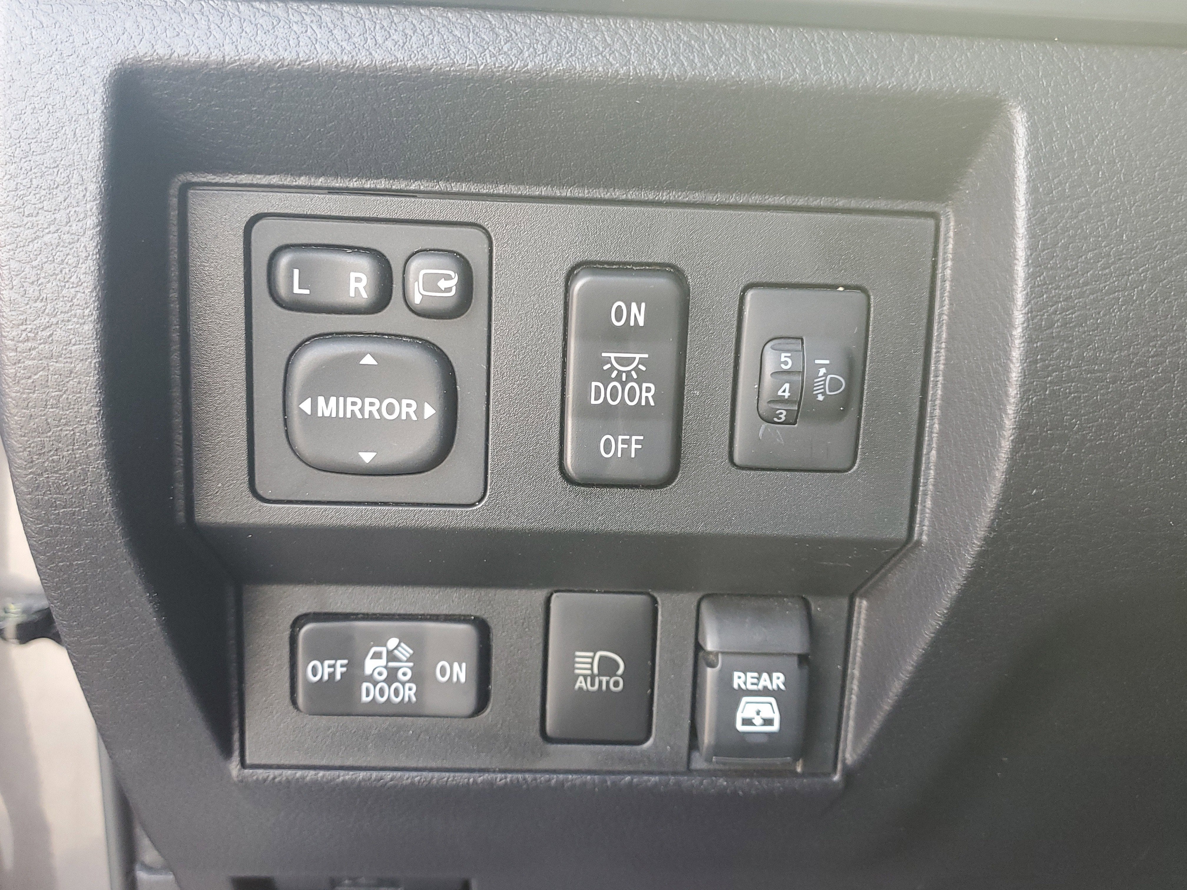 2020 Toyota Tundra 4WD Platinum