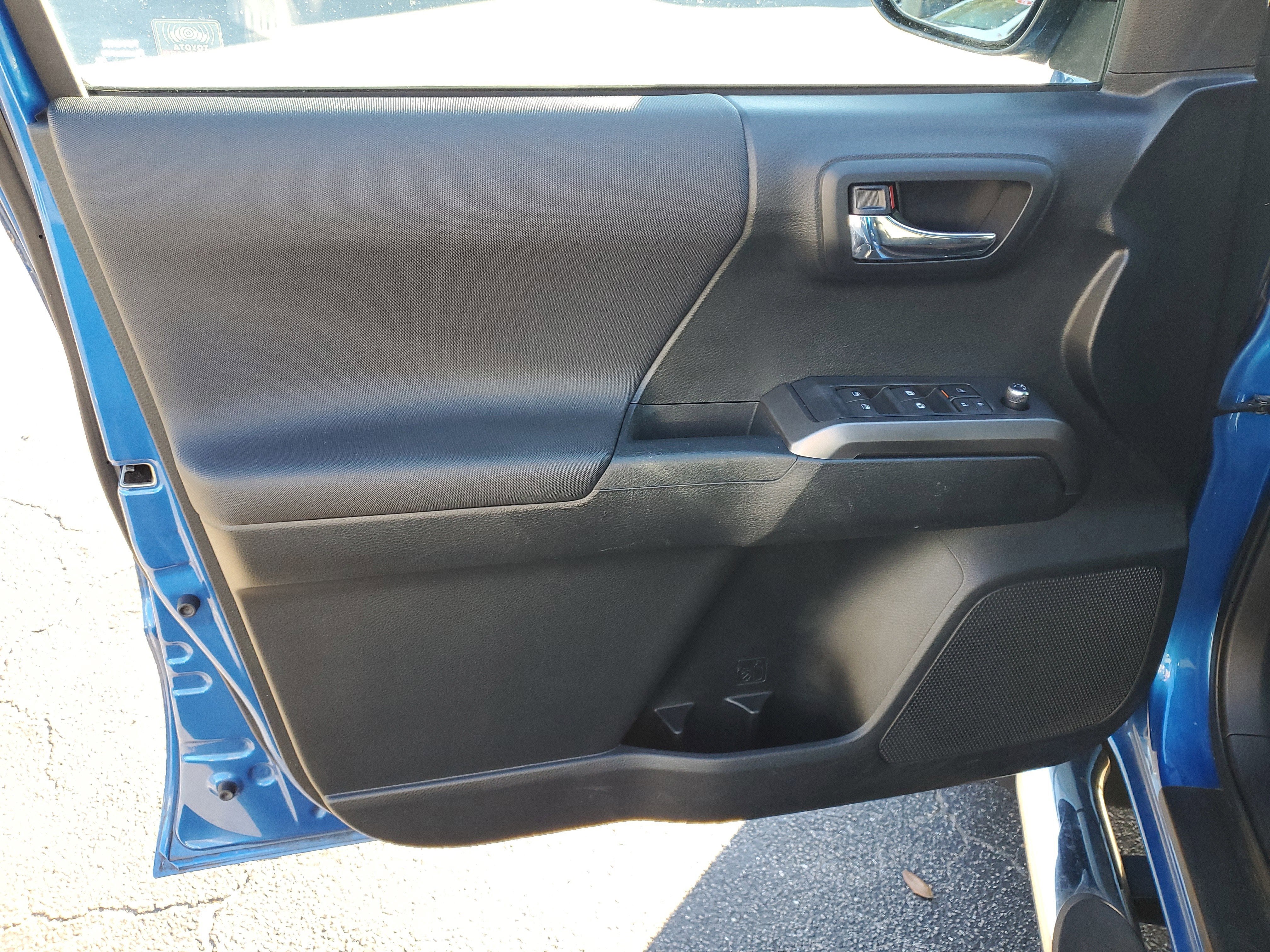 2016 Toyota Tacoma TRD Sport