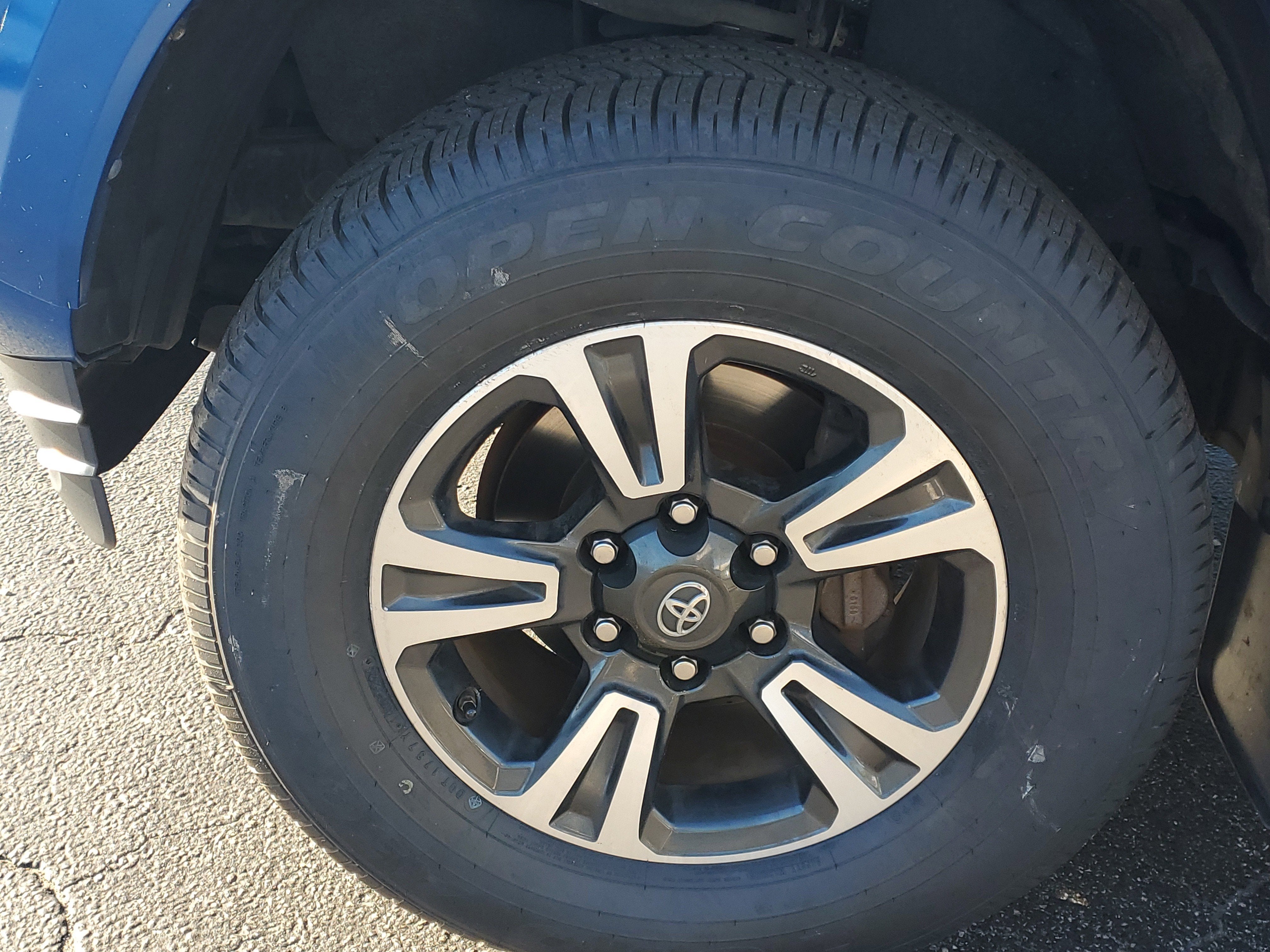 2016 Toyota Tacoma TRD Sport