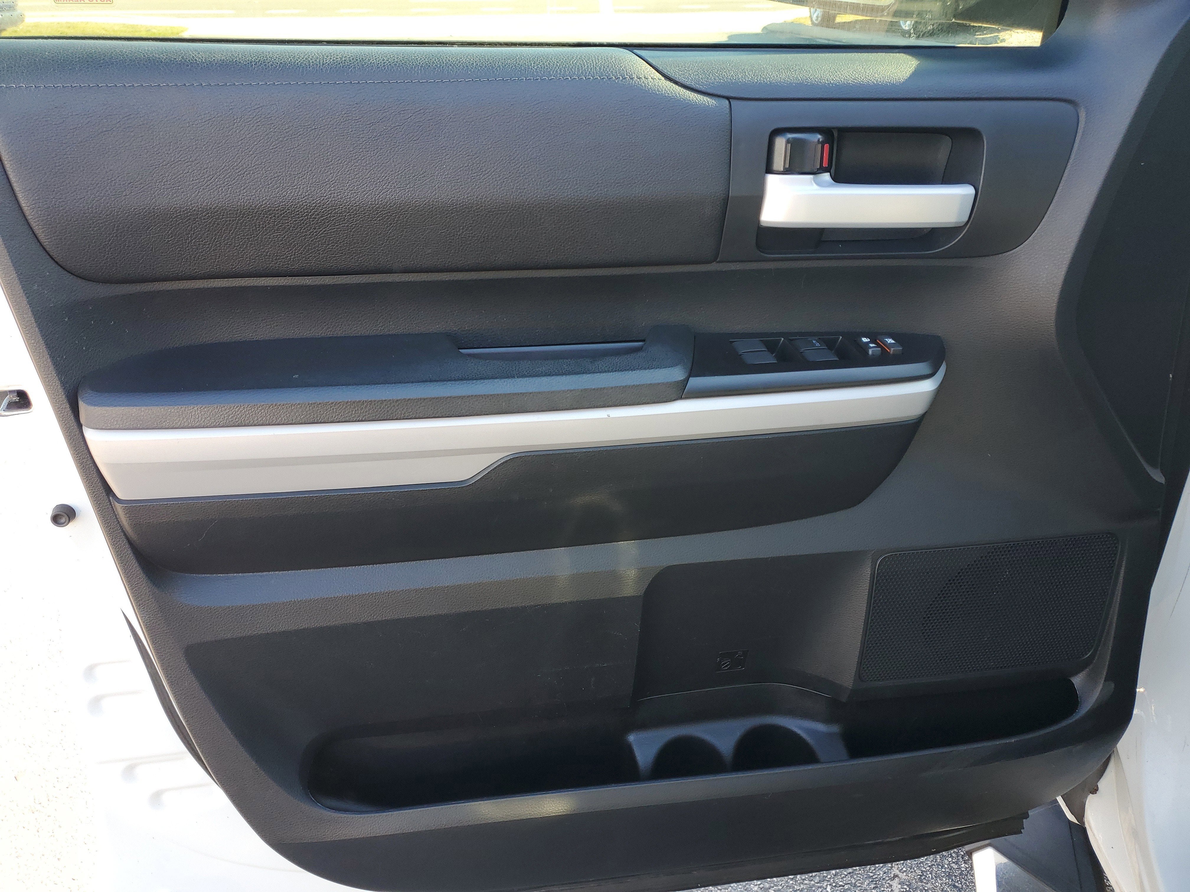 2018 Toyota Tundra 2WD SR5