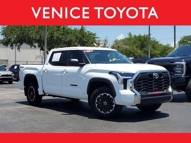 2022 Toyota Tundra 4WD SR5