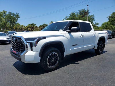 2022 Toyota Tundra 4WD SR5