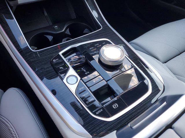 2025 BMW X5 sDrive40i