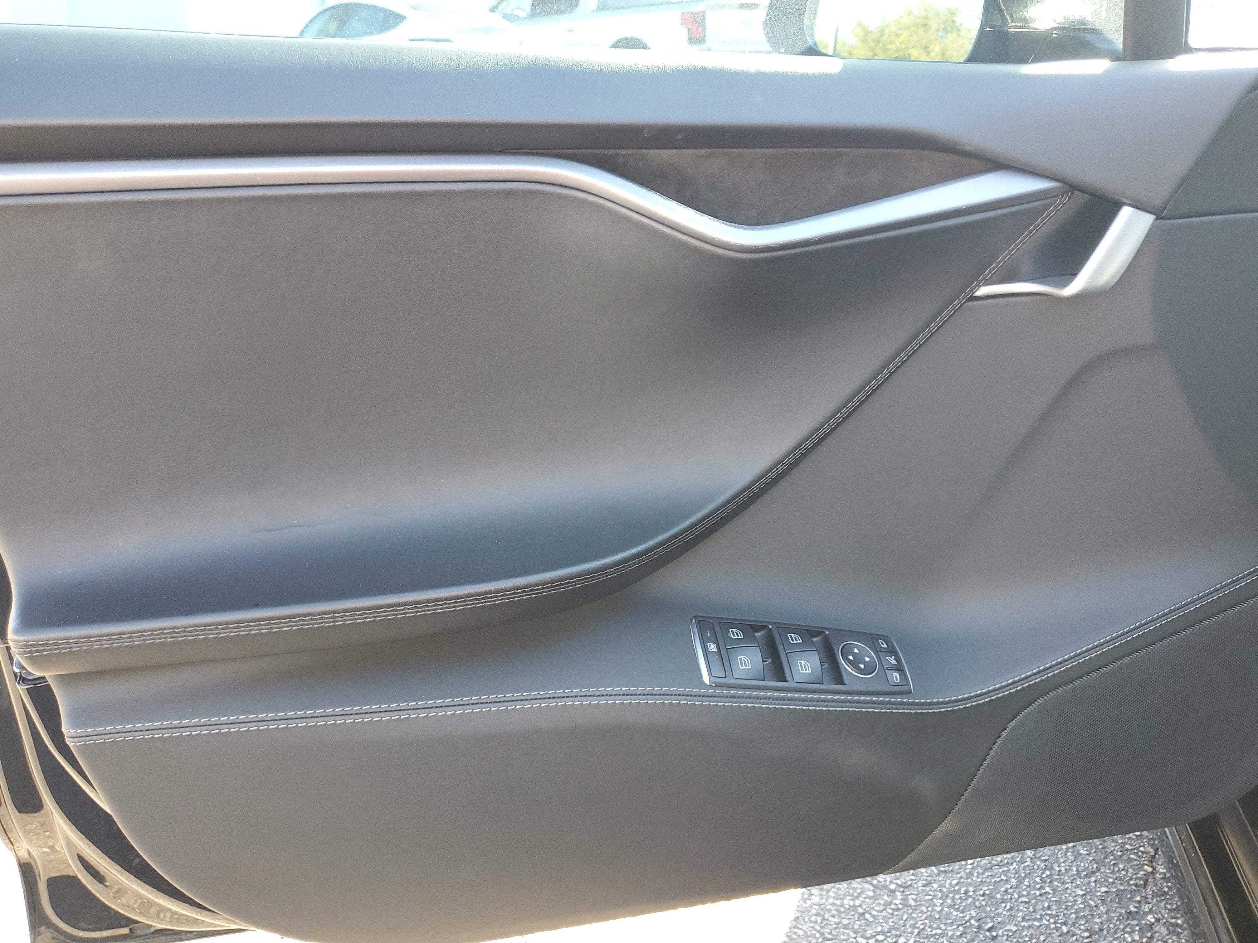 2020 Tesla Model S Performance