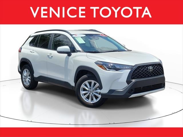 2023 Toyota Corolla Cross LE