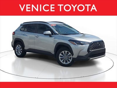 2024 Toyota Corolla Cross LE