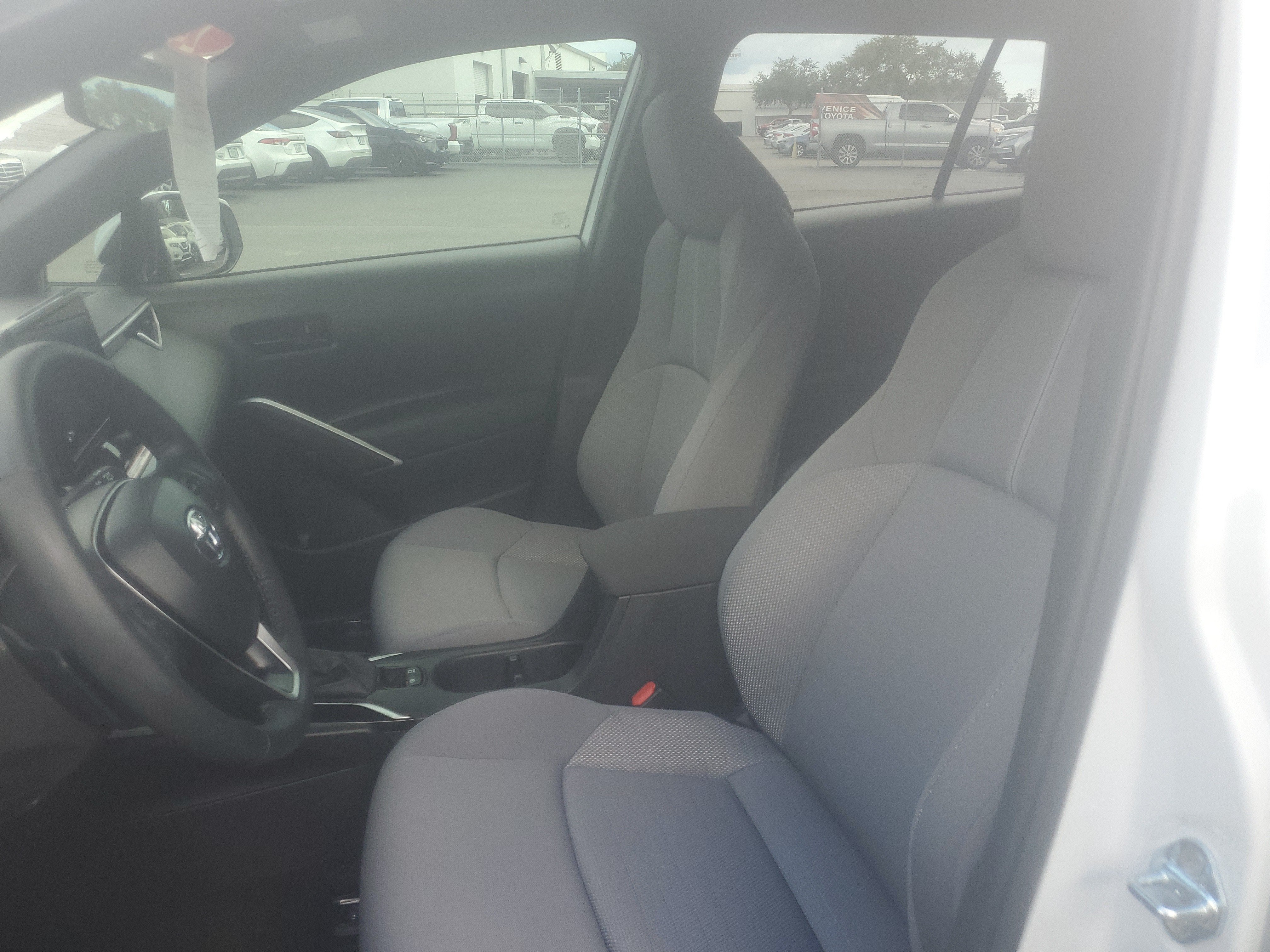 2024 Toyota Corolla Cross Hybrid SE
