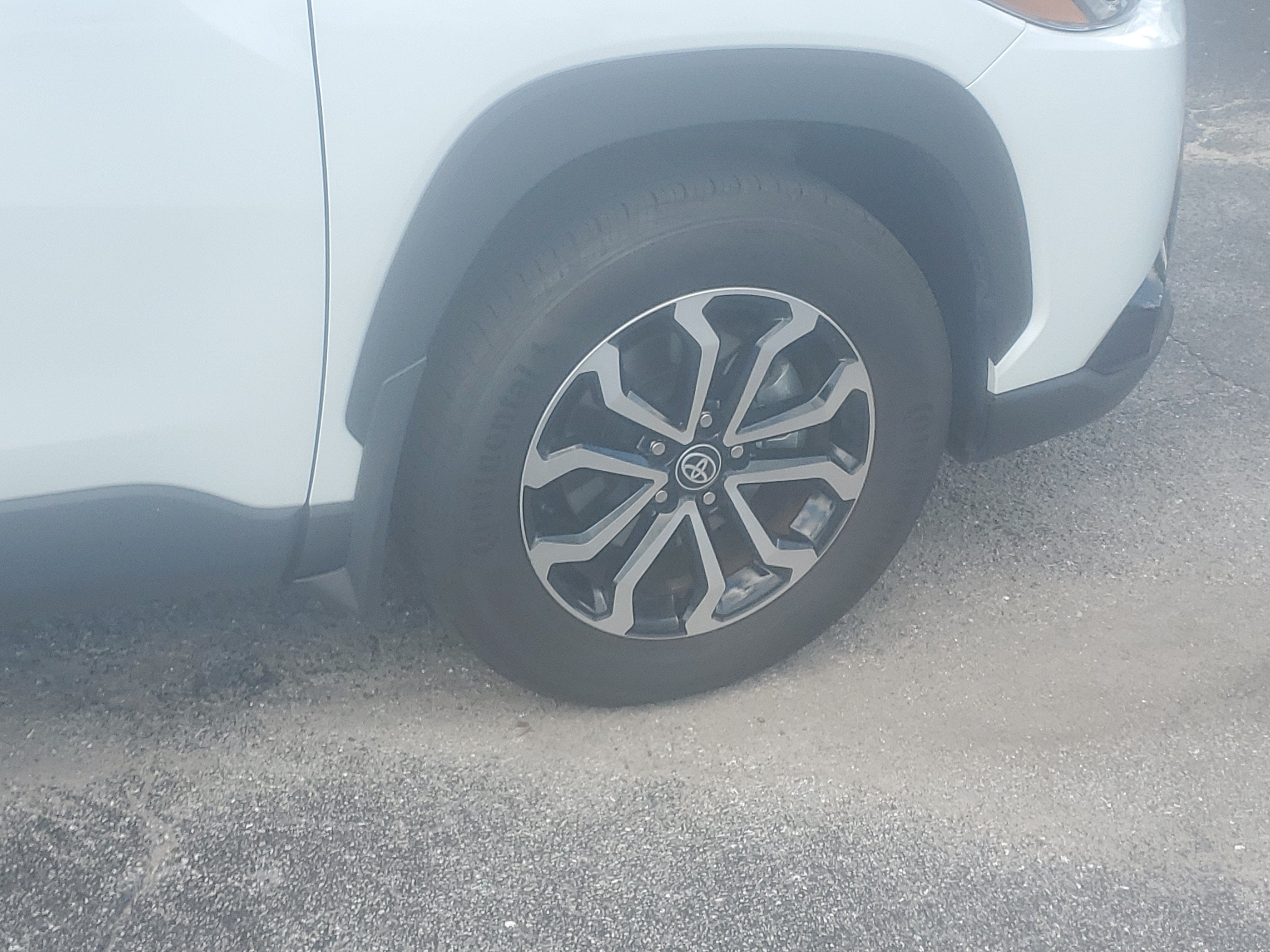 2024 Toyota Corolla Cross Hybrid SE