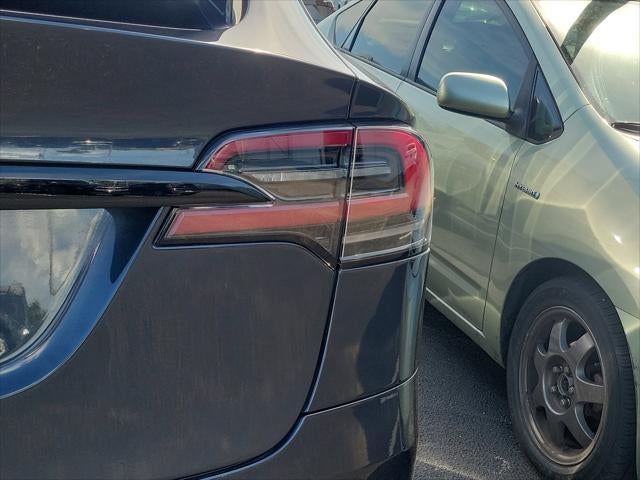 2024 Tesla Model X Base