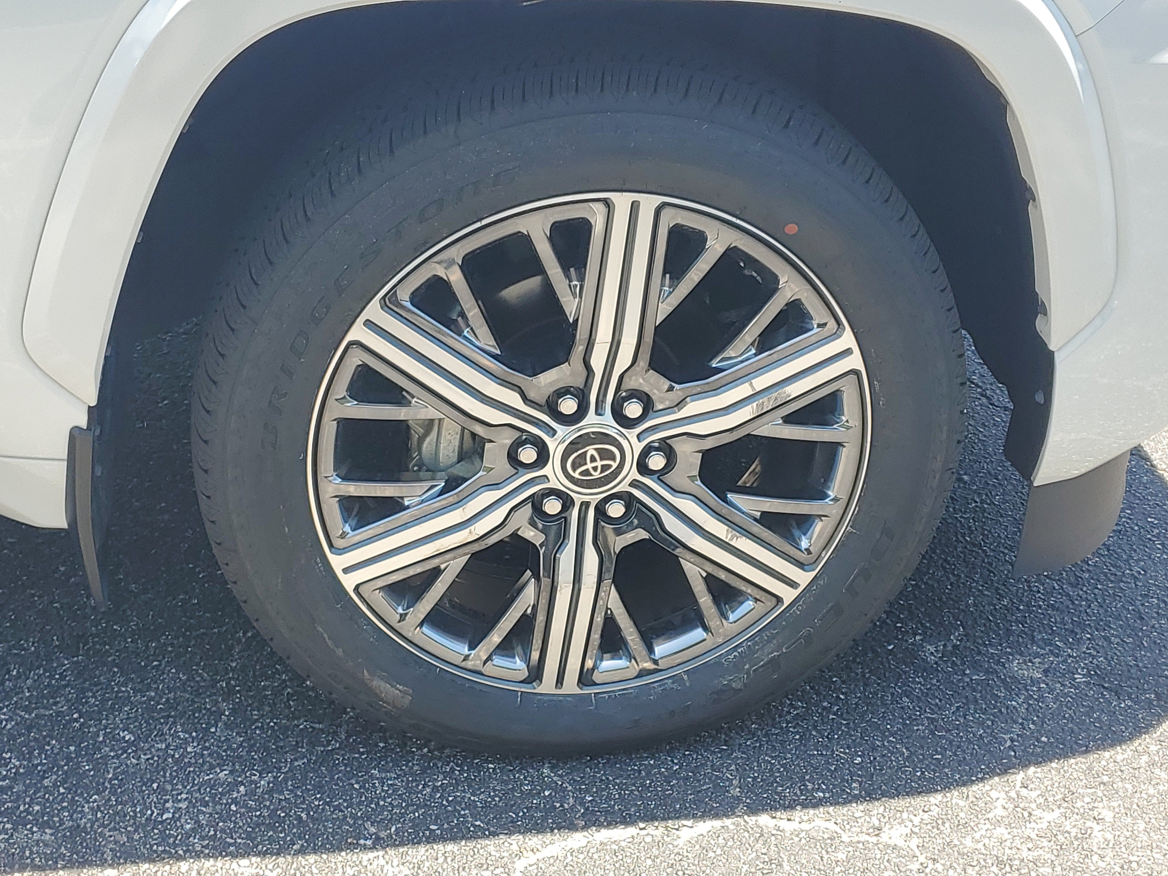 2023 Toyota Sequoia Capstone