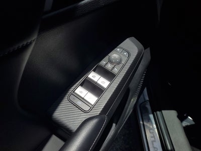 2024 Mitsubishi Outlander SE Black Edition w/Pano Roof