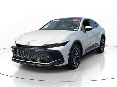 2025 Toyota Crown XLE