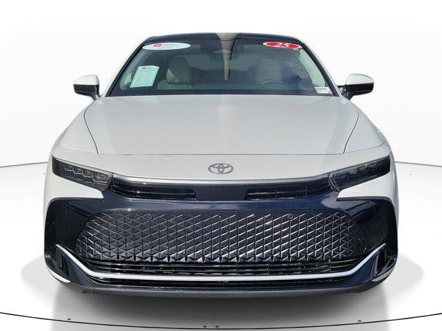 2025 Toyota Crown XLE