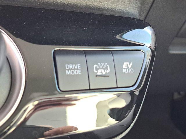 2022 Toyota Prius Prime LE