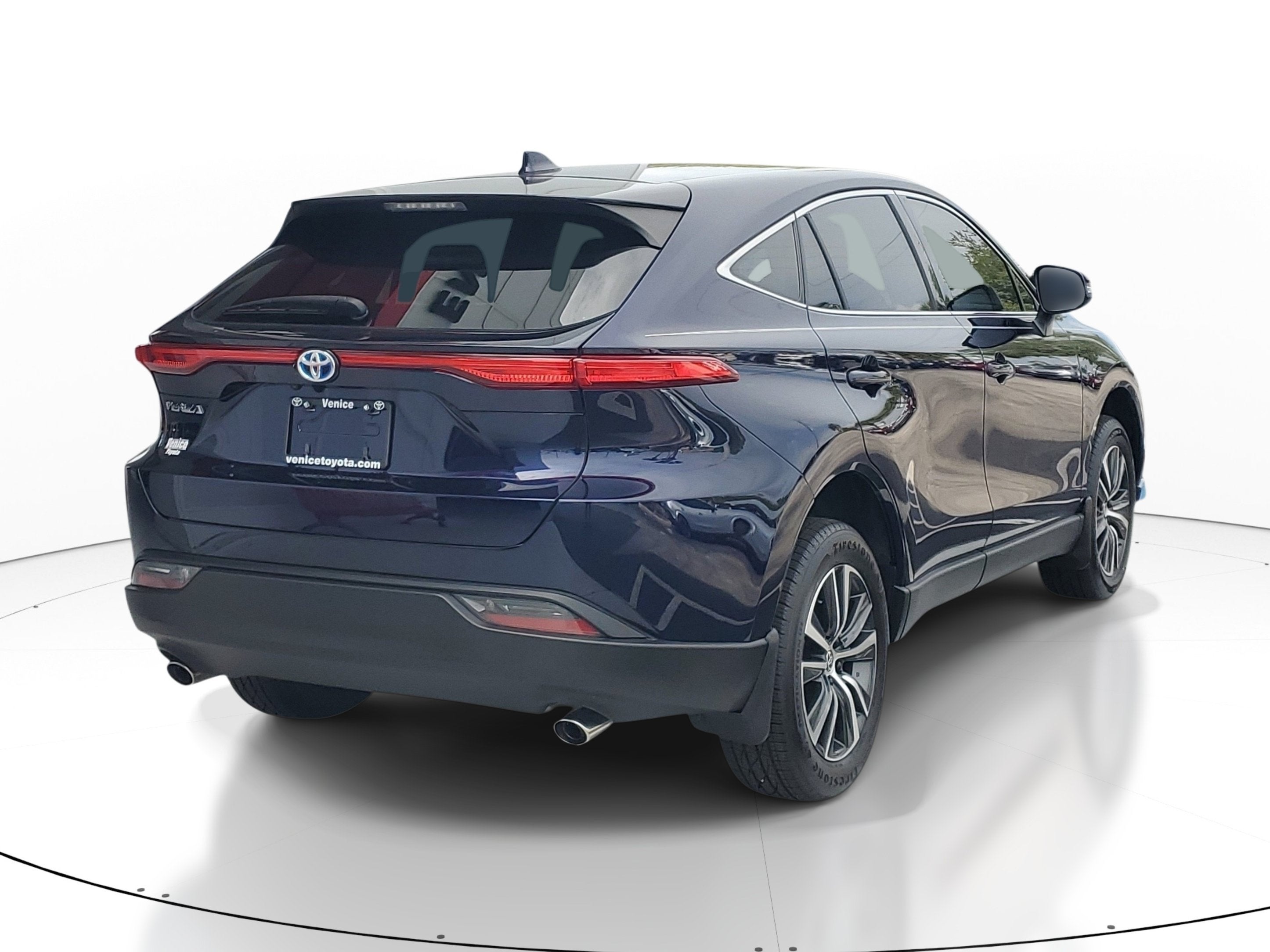 2023 Toyota Venza LE