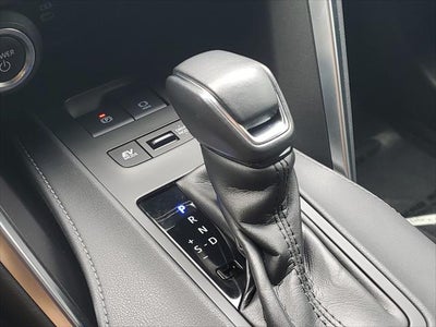 2023 Toyota Venza LE