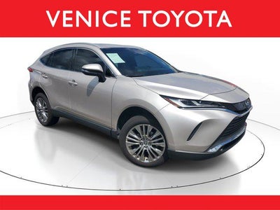 2022 Toyota Venza XLE