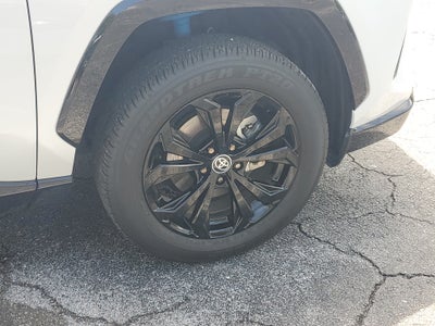 2023 Toyota RAV4 Hybrid SE